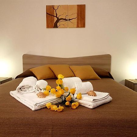 Casa Trio Apartments Castellammare del Golfo Eksteriør billede