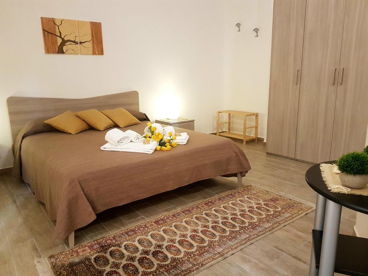 Casa Trio Apartments Castellammare del Golfo Eksteriør billede